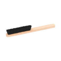 Black horse -drawn brush brush